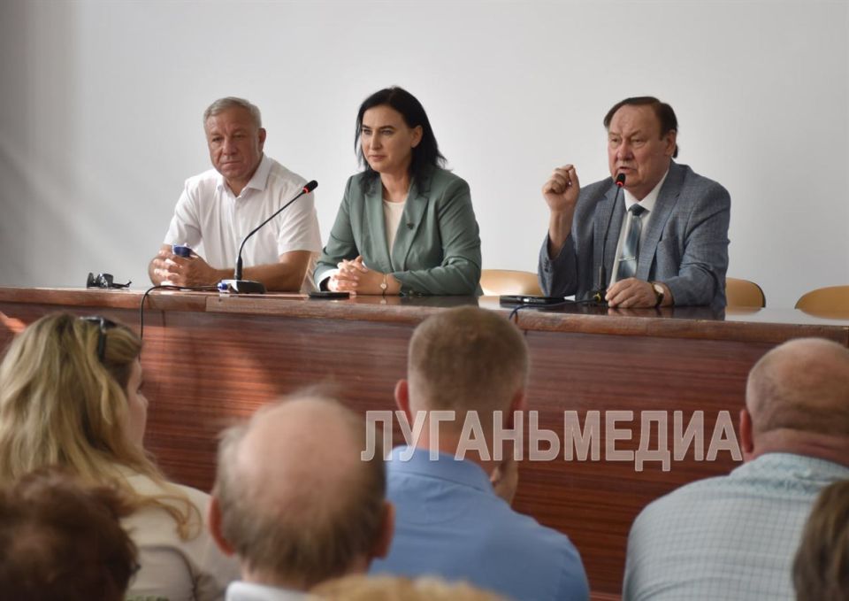 Руководитель луганского муниципалитета провела очередную встречу с жителями