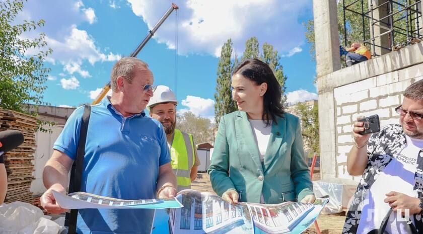 Администрация Луганска намерена расширить число объектов культуры и образования в Луганске