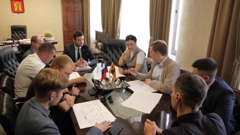 В администрации Луганска обсудили планы по обновлению инфраструктуры города на 2026 год