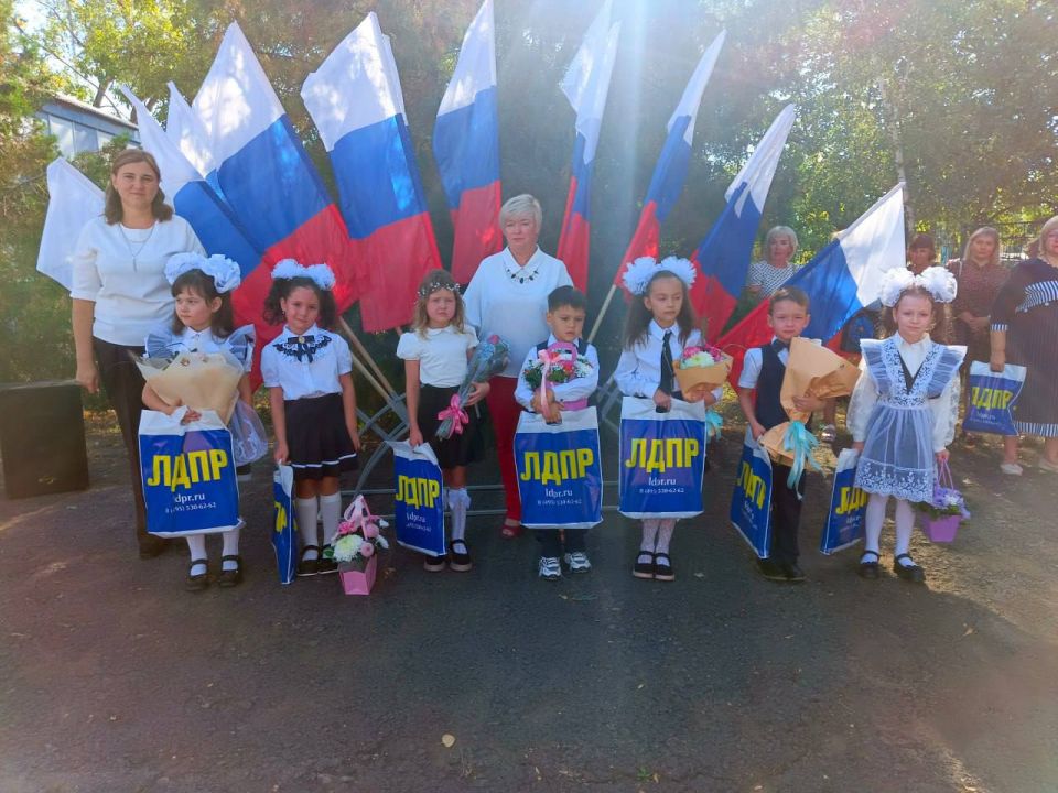 НОВЫЙ УЧЕБНЫЙ ГОД В РОВЕНЬКАХ