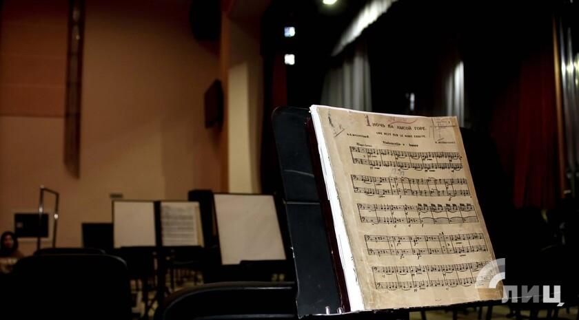 Луганская академическая филармония откроет 80-й сезон 20 сентября концертом пианистки Валентины Лисицы из Москвы