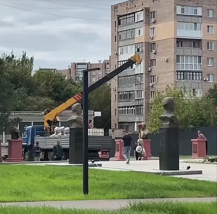 �� ����� ����� � ������ ����� � �������� (��� �����, ��� �� ������� �����������) �������� � ���������� ����� ������