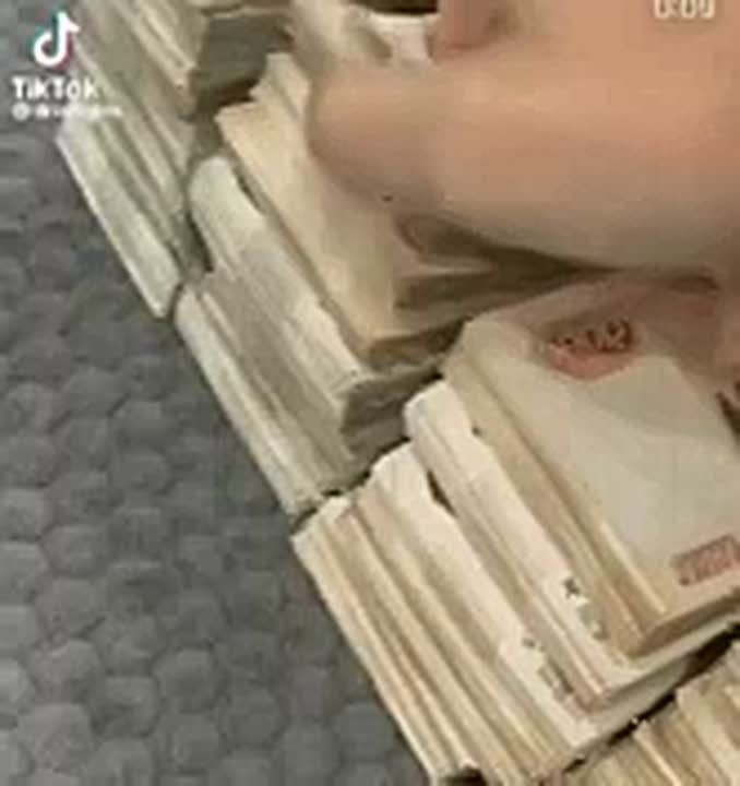 � 1 ������� �������� ����������� �������� �� 7,6%