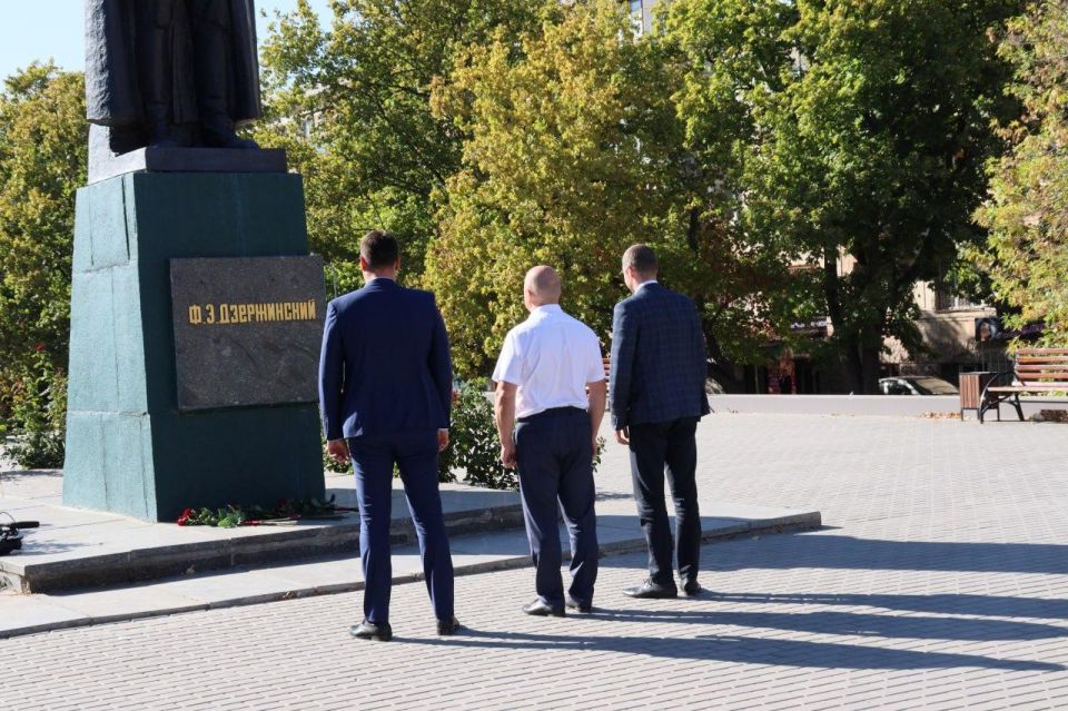 ����������� � ���������� ���� ������ �� ��������� �������� ���������� ������� ������ ���������� ������� ������������ ������� ������������, �������� ����� � ��������� �����, �������������� � ������ ������������� ��������