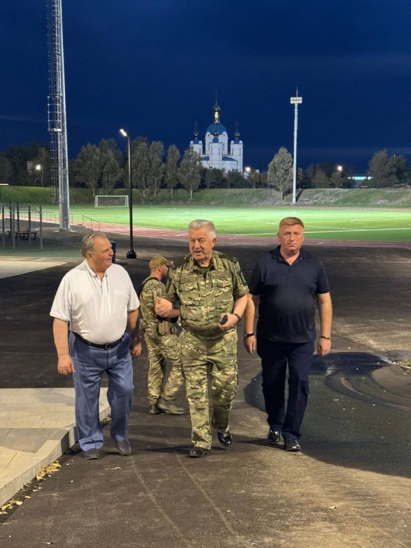  :         ,          . 