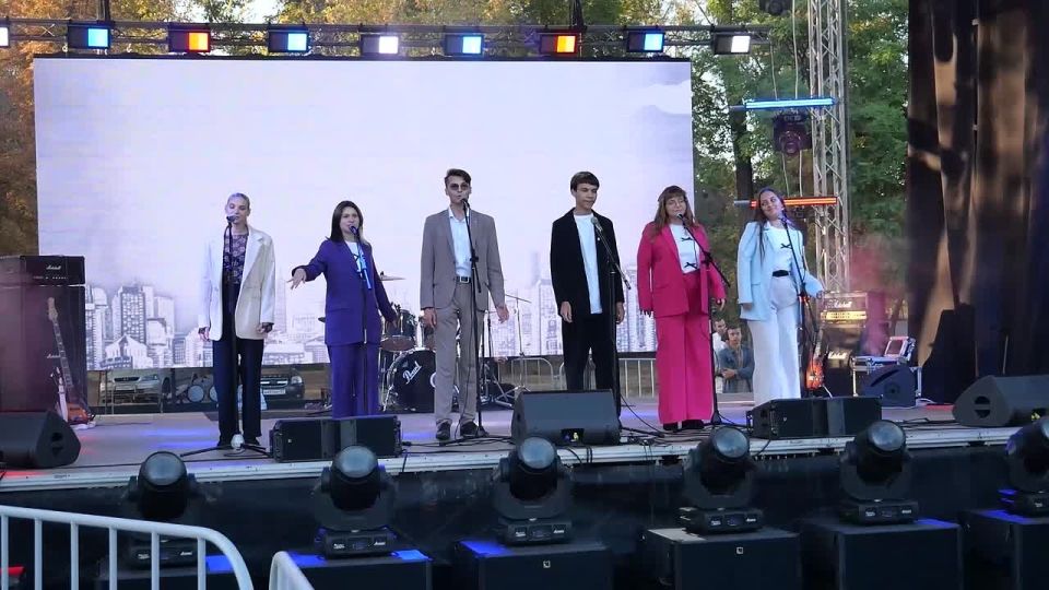 ������� ����������� ������� ��������� ������ ����������� � �����������