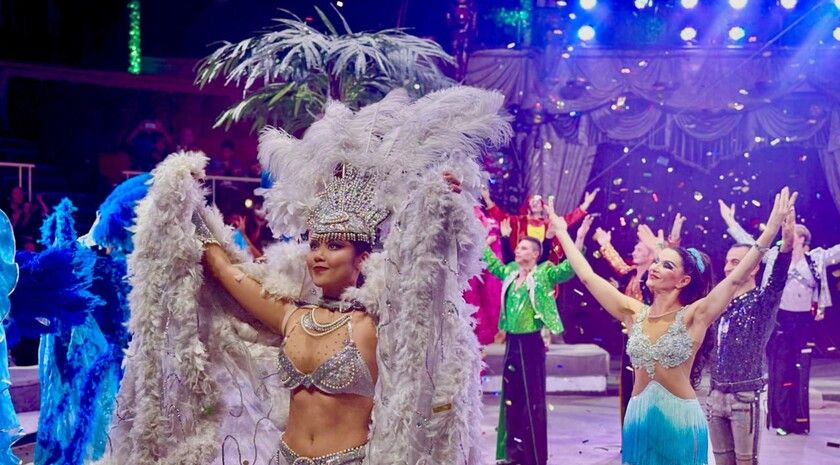Премьера обновленного представления «Тропик шоу» состоялась в Луганском цирке