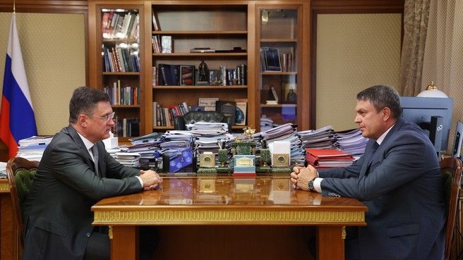 Александр Новак встретился с главой Луганской Народной Республики Леонидом Пасечником