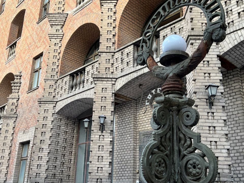 ��������� ��������� � �������� �������������� ��������