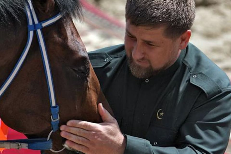 Сказ о том, как Кадыров коня вернул да СБУшников обманул