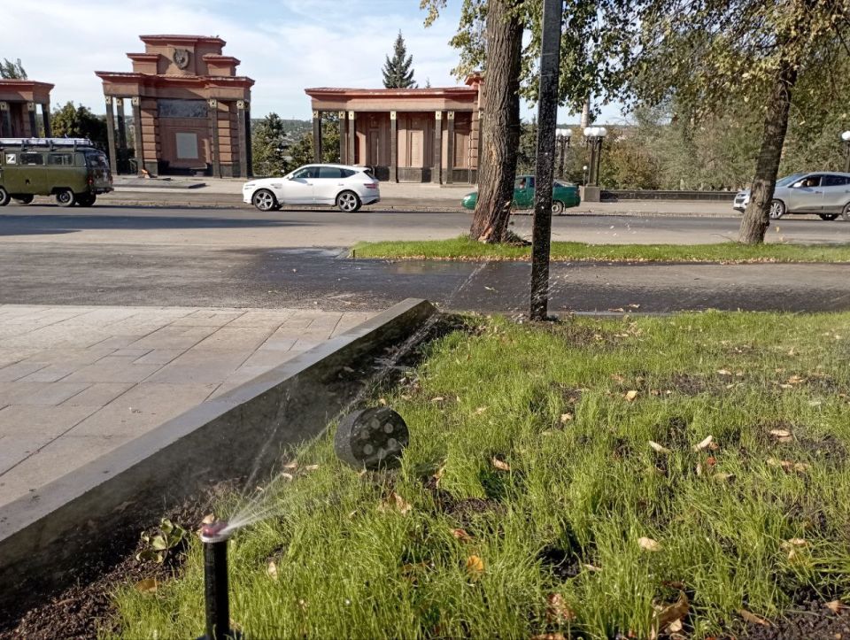 В обновляемых городских общественных пространствах будет предусмотрена система автополива