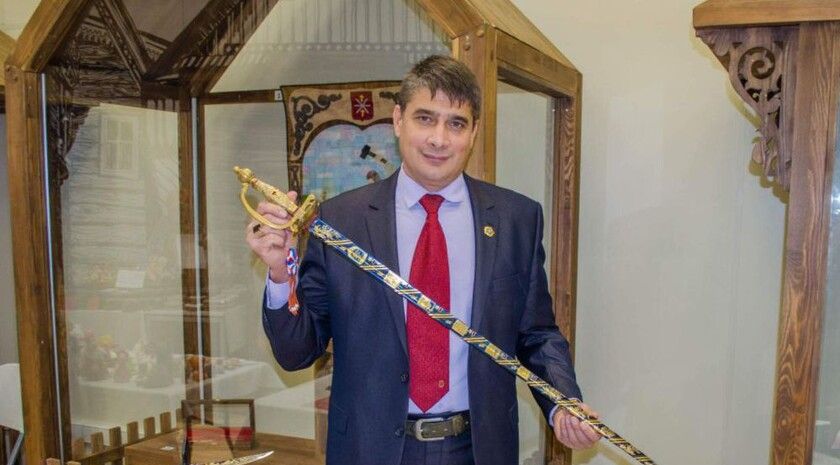 Мастер-оружейник из Антрацита: «С приходом России меня начали узнавать по всей стране»