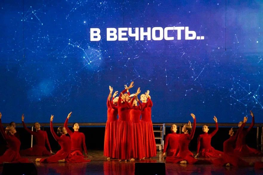 «Это нужно не мертвым, это нужно живым»: в Туле завершился Всероссийский фестиваль народного творчества «Салют Победы»