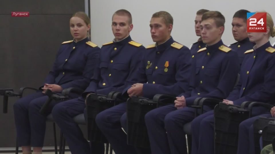 ����� 130 ������� ��������� ������������� ����� �3 ���� ������: �����, �������, ��������������