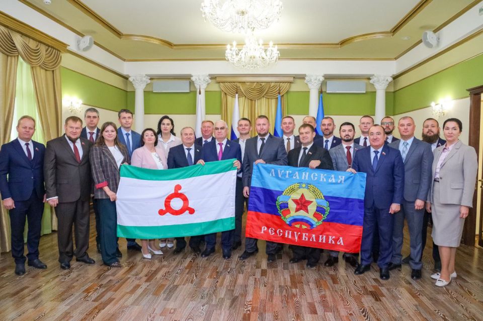 Галина Дуброва: В Луганске состоялась церемония подписания Соглашения о межпарламентском сотрудничестве между Народным Советом ЛНР и Народным Собранием Республики Ингушетия