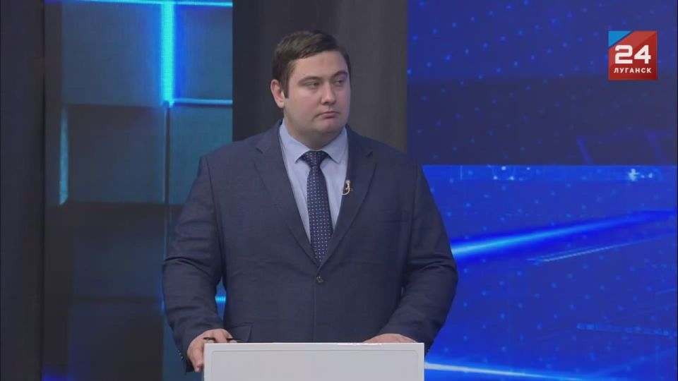   -                  ,    ...