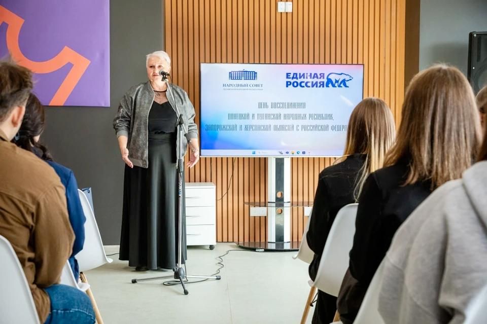 В ЛНР наградили добровольцев