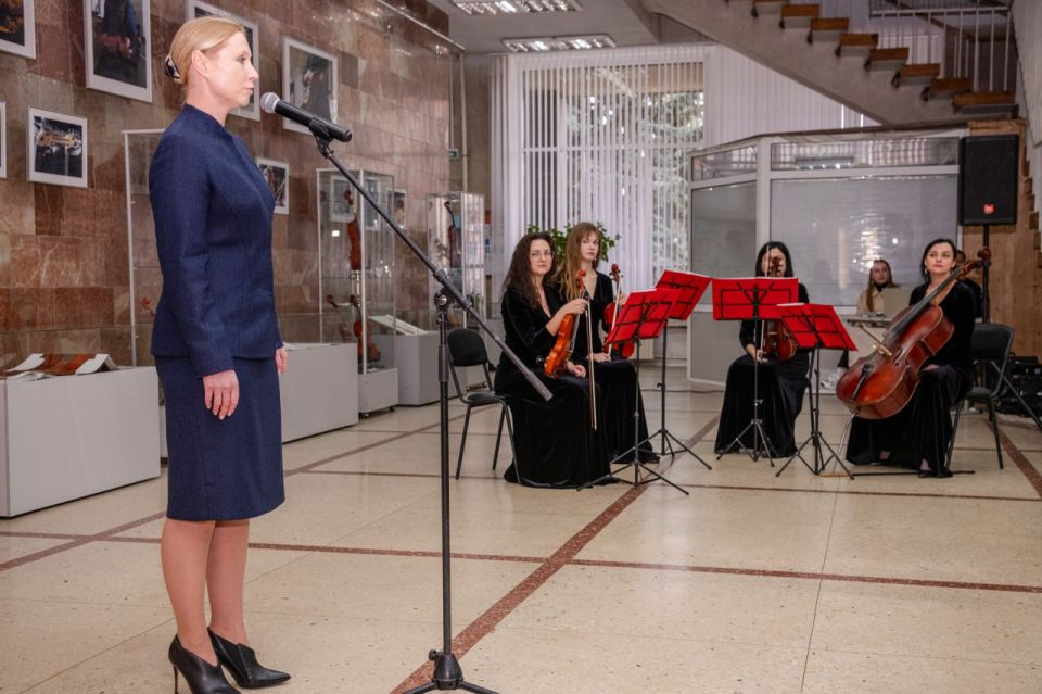 Магия, рожденная на Луганщине, ремесло, которому нет цены: в ЛНР работает единственная в России монастырская скрипичная мастерская