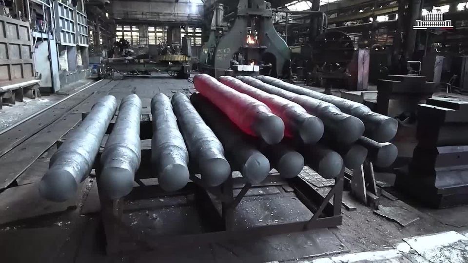 Денис Мантуров совершил рабочую поездку в Луганскую Народную Республику