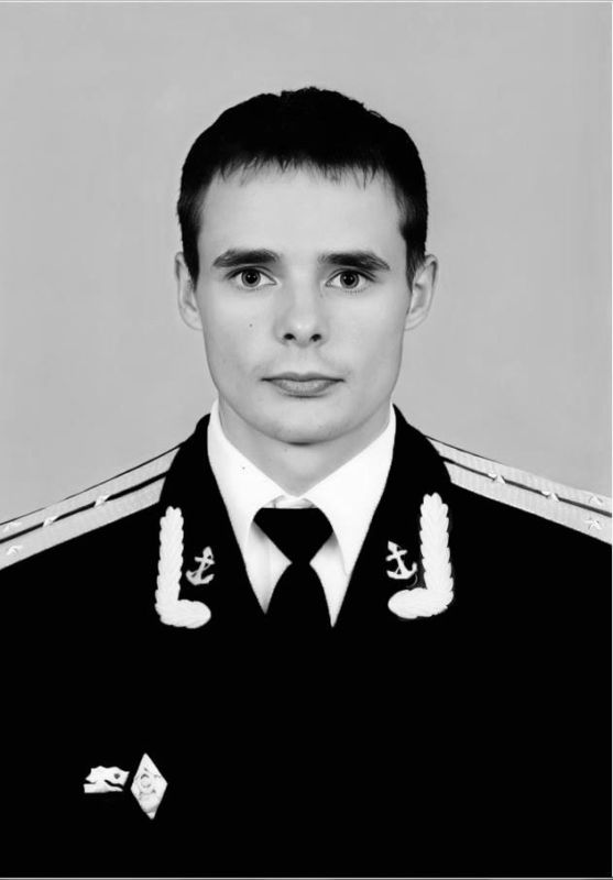 Михаил Развожаев: Проводили в последний путь гвардии капитан-лейтенанта Андрея Валерьевича Бондарева и гвардии рядового Данилу Алексеевича Колодезного