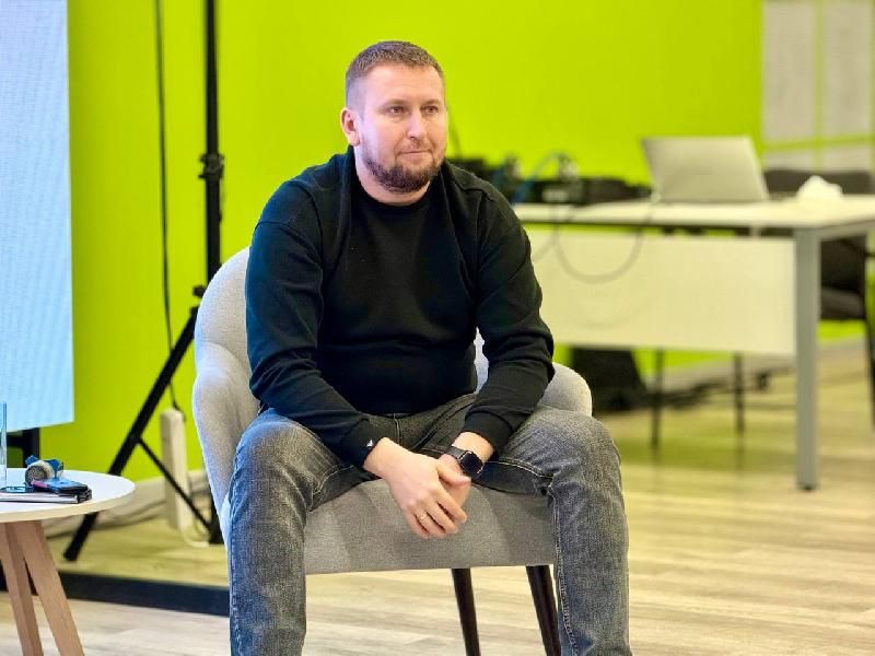 Денис Мирошниченко встретился с участниками федерального просветительского марафона «Знание.Первые» Общества «Знание»