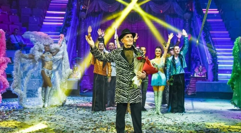 Программа «Тропик шоу» завершилась в Луганском цирке