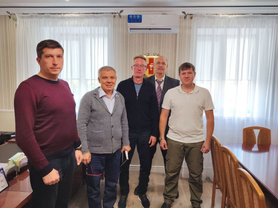 Луганская городская поликлиника № 12 и Краснодонская центральная многопрофильная больница станут базовыми центрами для профосмотров и медсопровождения защитников Отечества