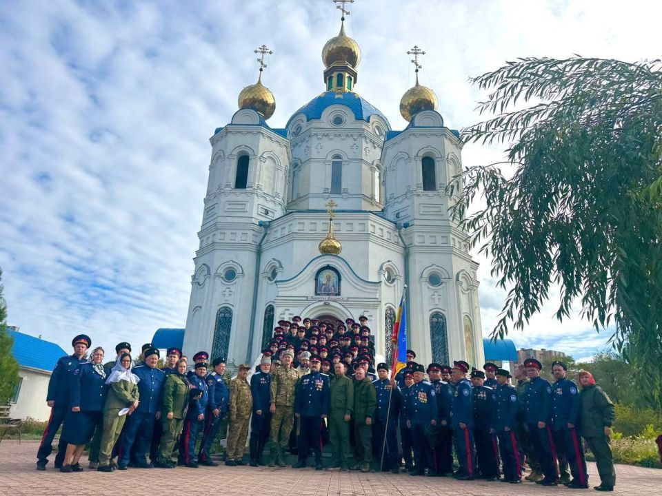 Виктор Водолацкий: Луганские кадеты приняли участие в богослужении в честь праздника Покрова Пресвятой Богородицы