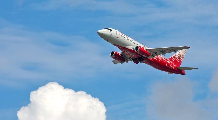          Boeing, Airbus, Sukhoi Superjet   