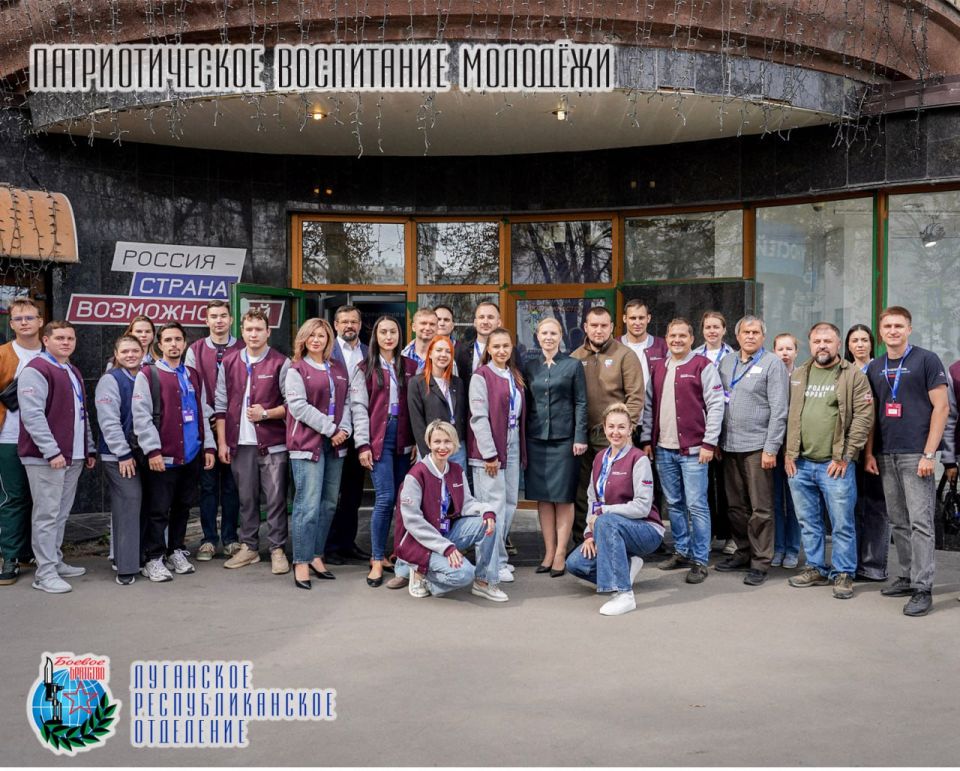 19 сентября Михаил Голубович Министр молодёжной политики Луганской Народной Республики, член Совета Луганского республиканского отделения Всероссийской общественной организации ветеранов «БОЕВОЕ БРАТСТВО» в Луганске принял...