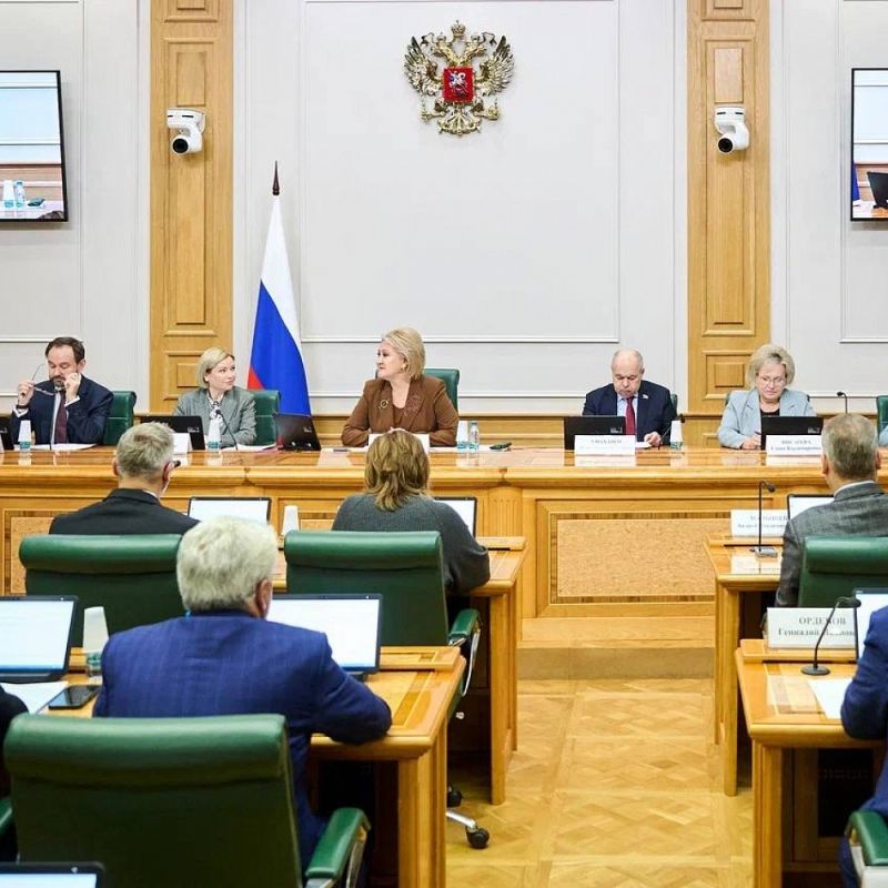 Ольга Любимова приняла участие в заседании Комитета Совета Федерации по науке, образованию и культуре