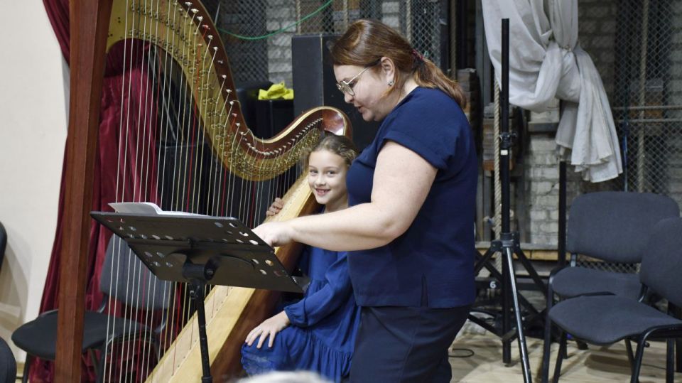 Солистка Большого театра провела мастер-класс для юных музыкантов