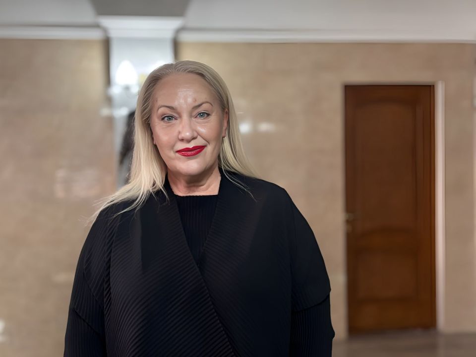 Сквозь время: Луганский академический русский драматический театр имени П. Луспекаева чтит историю и строит яркие планы