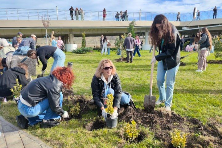 Большой осенний праздник для всей семьи: Жители ЛНР приняли участие в Зелёном фестивале в Крыму