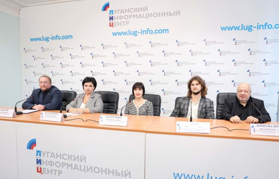 Более 20 концертов и около 100 мастер-классов от именитых московских музыкантов прошли в детских школах искусств (ДШИ) Республики в рамках проекта «Чистая классика — молодым талантам новых регионов» с 2023 года