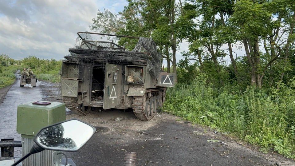 В ЛНР распространили выплату за заключение контракта на семьи погибших военных