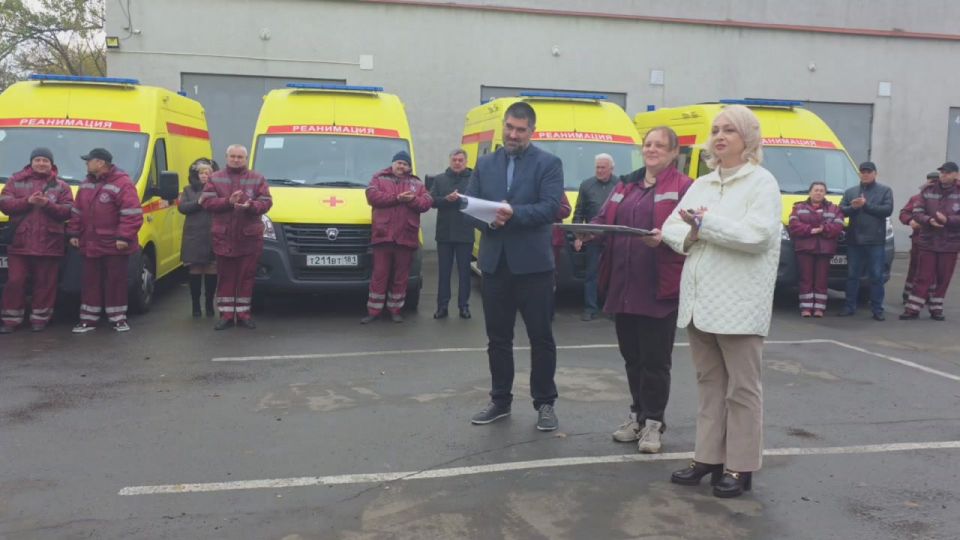 Луганский республиканский центр экстренной медицинской помощи и медицины катастроф получил 10 современных реанимобилей класса «С»