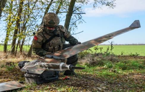 Добровольцев отряда "Барс-9" наградили государственными наградами