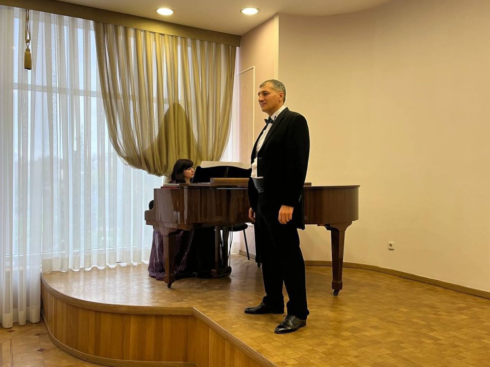 Луганская филармония подарила зрителям незабываемый вечер лирики и романса