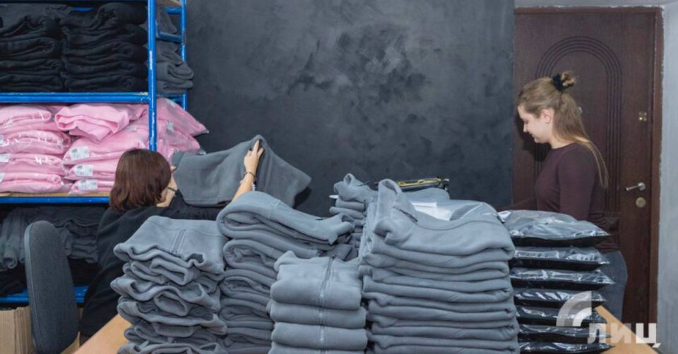 Луганская швейная фабрика «Новые горизонты» планирует запустить в городе первую курьерскую службу доставки одежды с примеркой