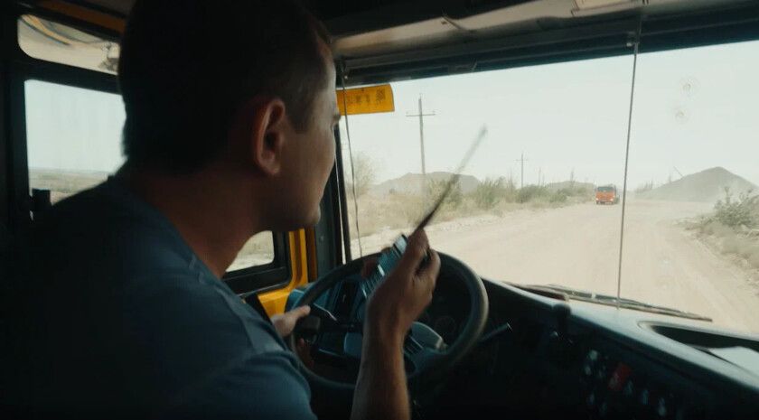 Карьер и голуби: вышла финальная серия документалки ДАН и ЛИЦ «Товарищи, заводчане!»