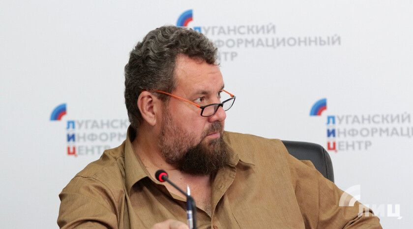 Пьеса луганского писателя Глеба Боброва вышла в суперфинал всероссийского конкурса