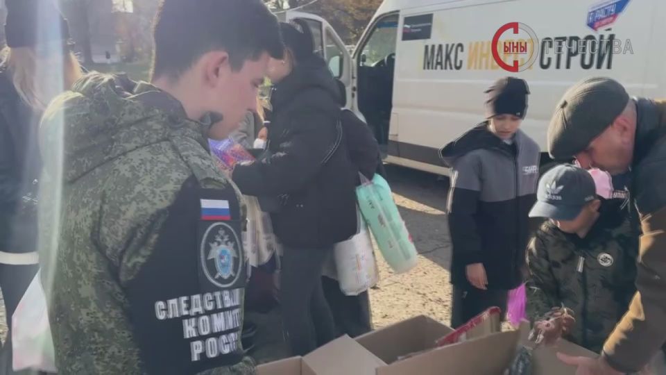 Волонтеры гуманитарного подразделения «Сплочение» провели в Первомайске гуманитарную акцию при поддержке военных следователей СК РФ