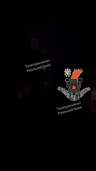 Во Львове блэкаут. Отсутствие света привело к транспортному коллапсу, в пробках стоит весь город, пишут местные каналы