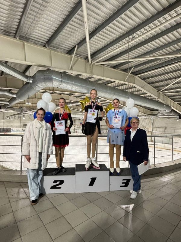 ПЕРВЕНСТВО ЛНР ПО ФИГУРНОМУ КАТАНИЮ