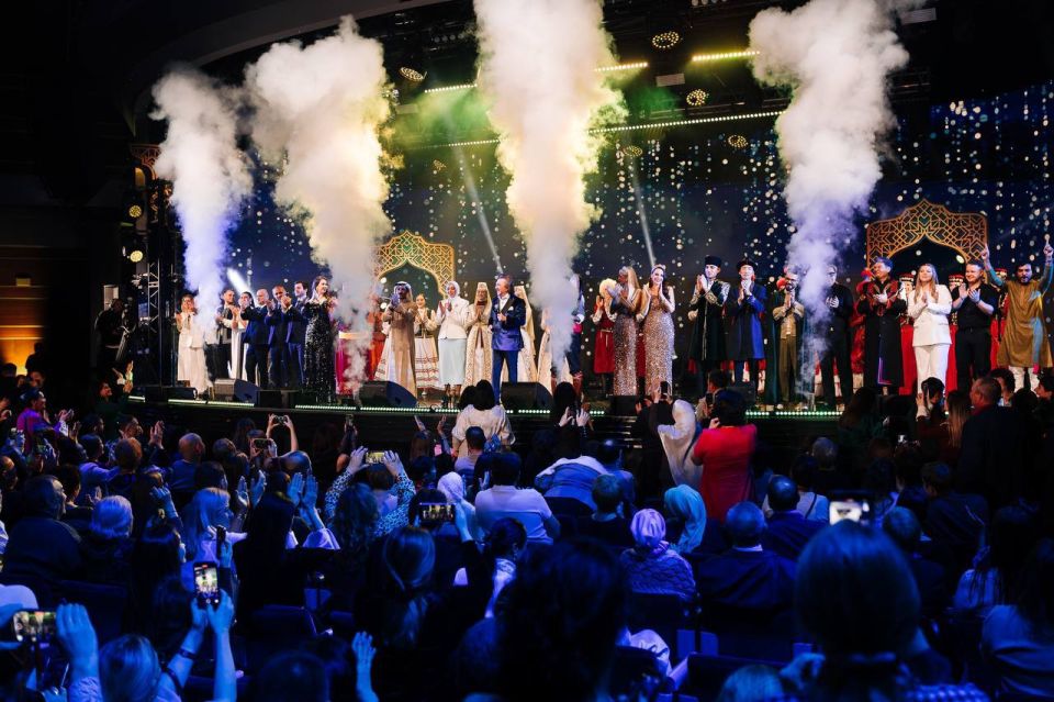 Ансамбль «Свои» Луганской академии Матусовского одержал победу на международном фестивале «Восточный базар» в Казани