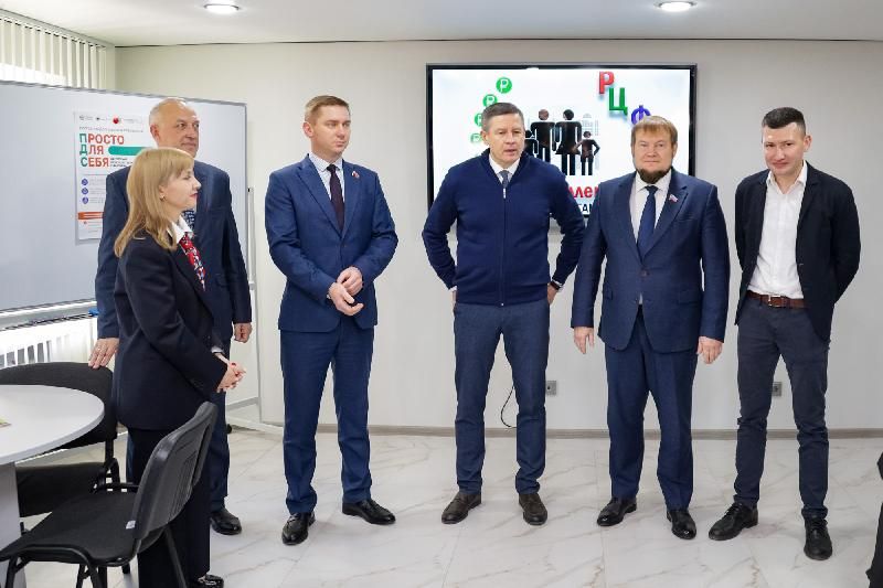 Денис Колесников и Алексей Белецкий приняли участие в открытии Регионального центра финансовой грамотности