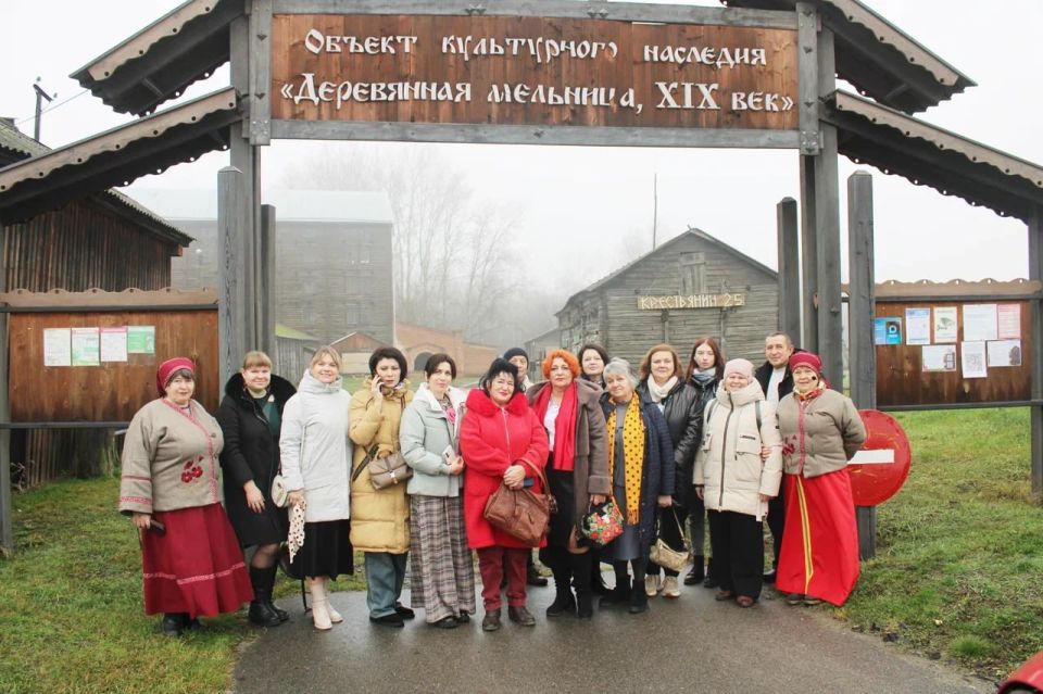 Специалисты Луганского центра народного творчества и мастера народного клуба «Левша» приняли участие в финальных мероприятиях совместного проекта «Vаленки: от ремесла до креатива» в посёлке Волоконовка Белгородской области