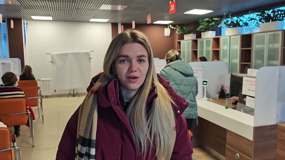 В отделение г. Луганска «Центральный» ГБУ ЛНР «МФЦ» , ул. В.Титова, 10, поступил положительный комментарий от нашего заявителя