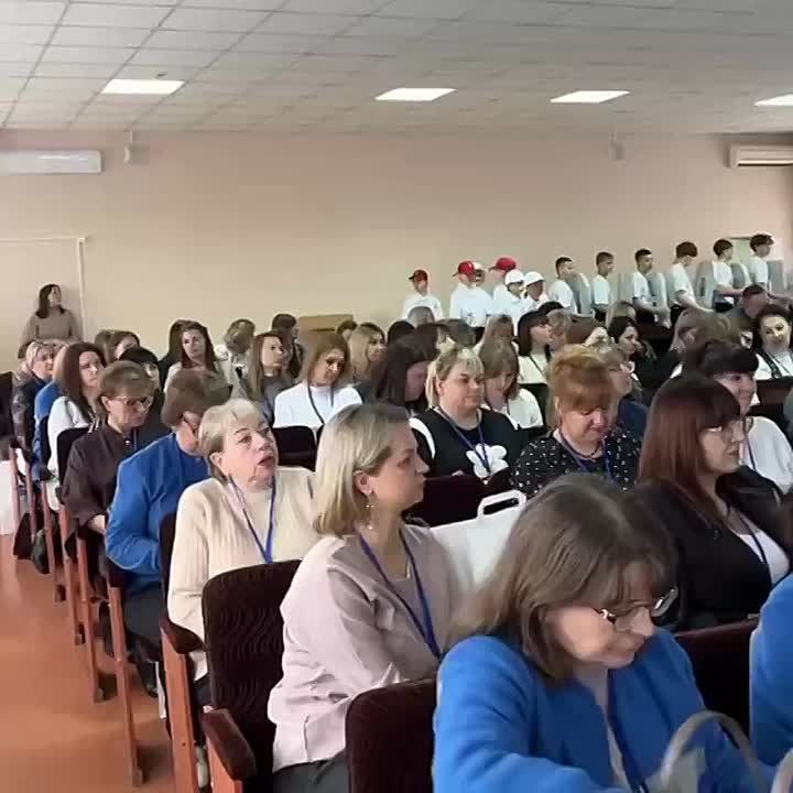 Региональный форум классных руководителей стартовал сегодня в Луганске